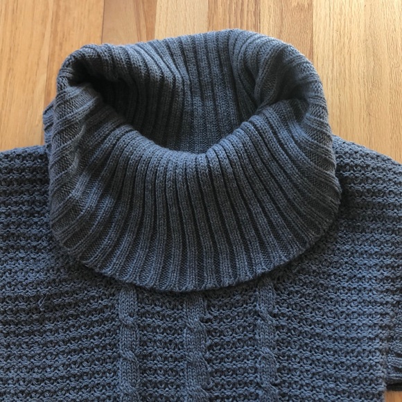 Cowl neck longer sweater - Picture 2 of 12